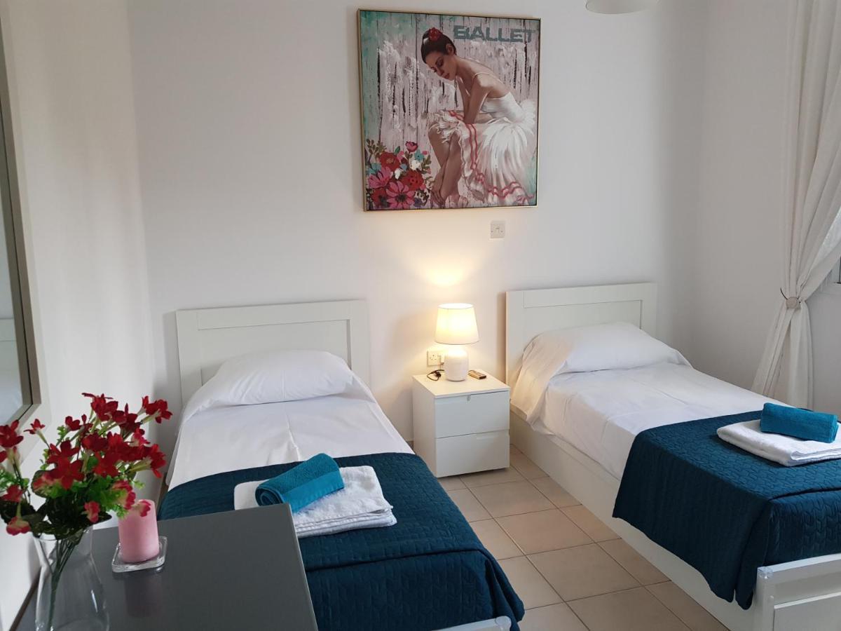 Paradise Gardens IV 2 Bd Amazing Apartment Paphos Exterior foto