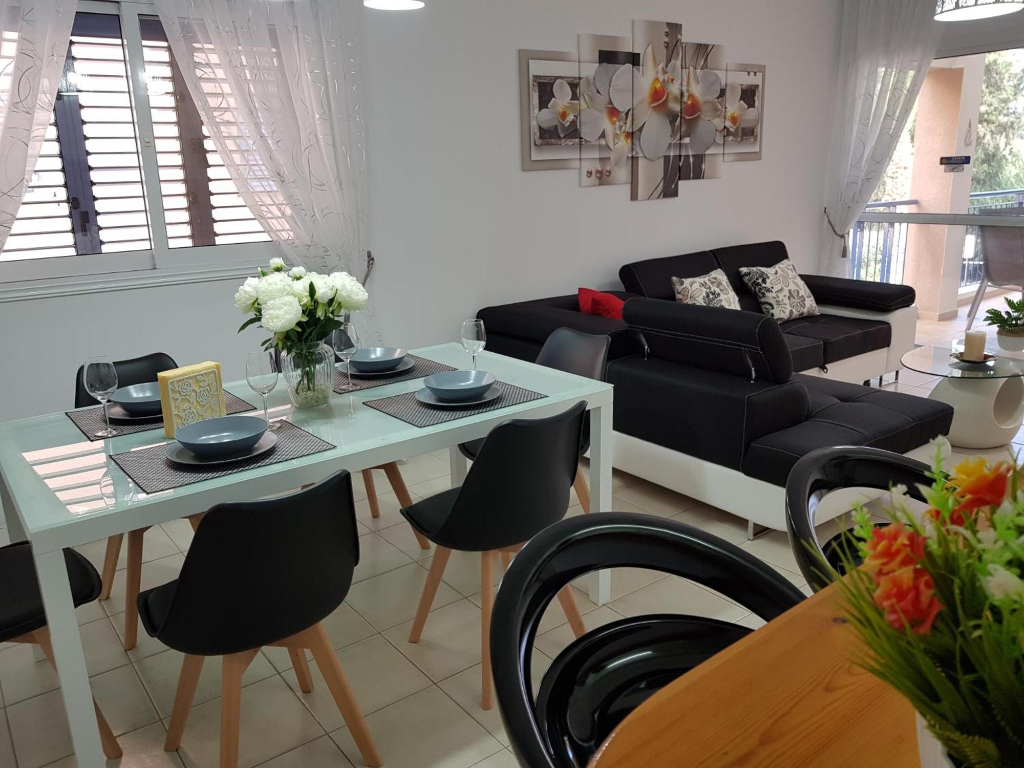 Paradise Gardens IV 2 Bd Amazing Apartment Paphos Exterior foto